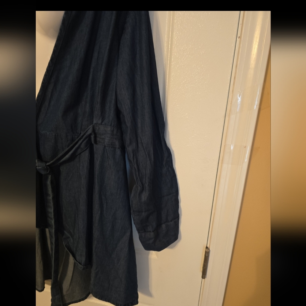 New York & Company Blue Denim Jacket - Picture 4 of 8